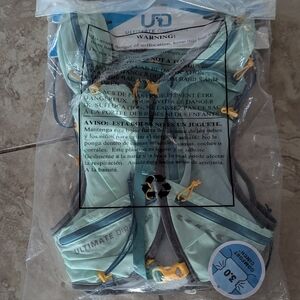 Ultimate Direction Adventure Vesta 6